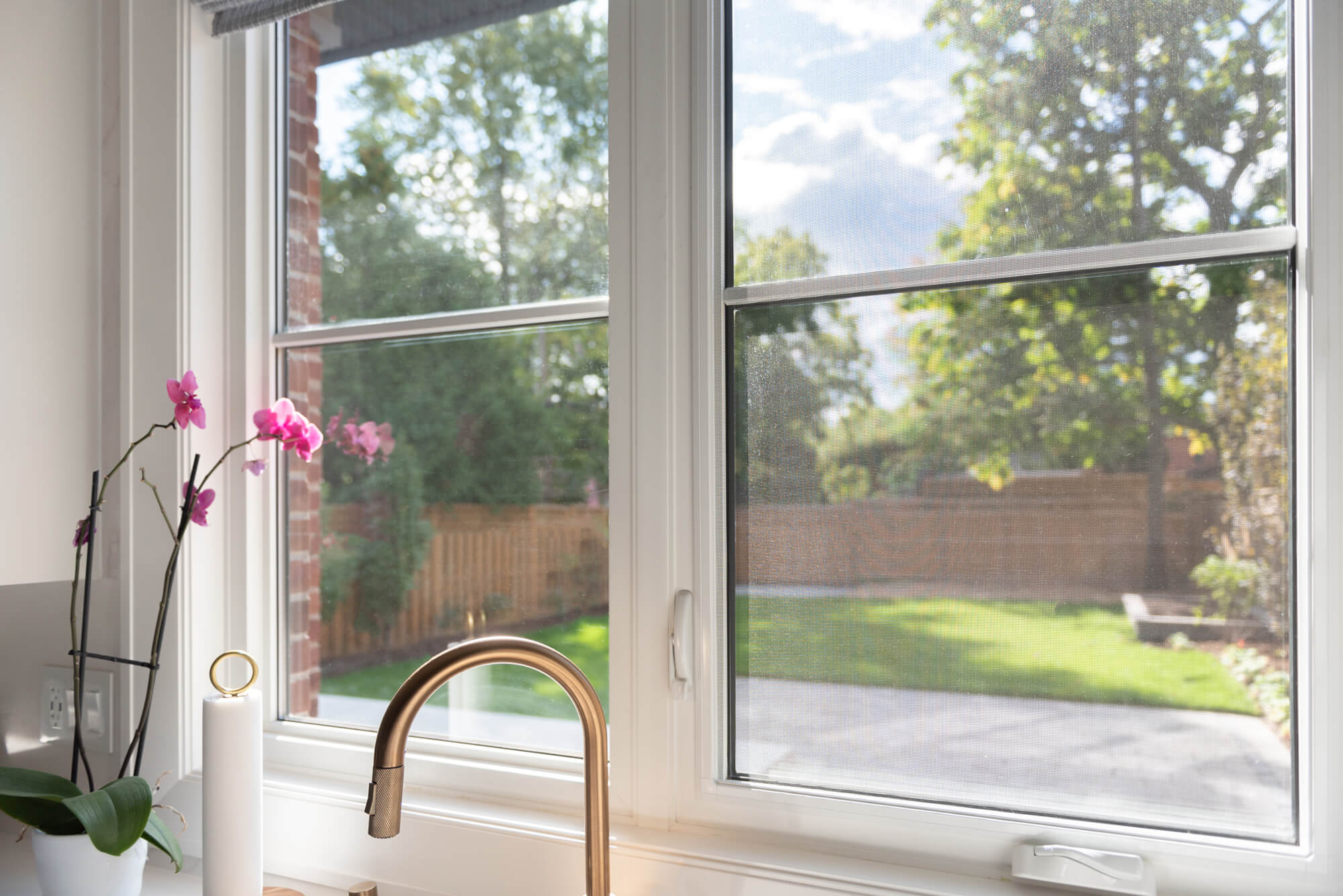 Tango: Versatile & Secure Tilt Turn Window - Frank™
